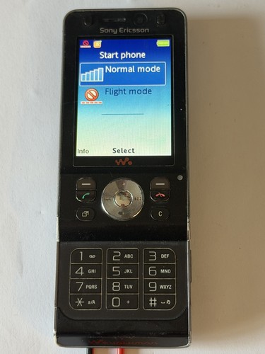 Retro 2000s sony - 2000s,