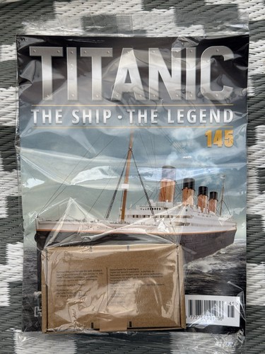 Build the titanic scale - scale, 1:200