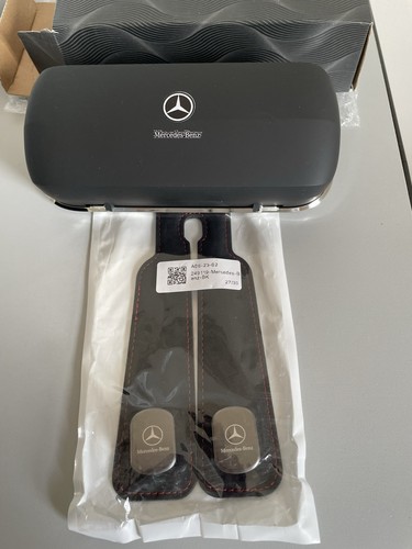 Mercedes sun glass holder - glass,
