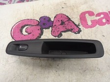 2015 RENAULT KADJAR NEARSIDE REAR ELECTRIC WINDOW CONTROL SWITCH 2015-2017