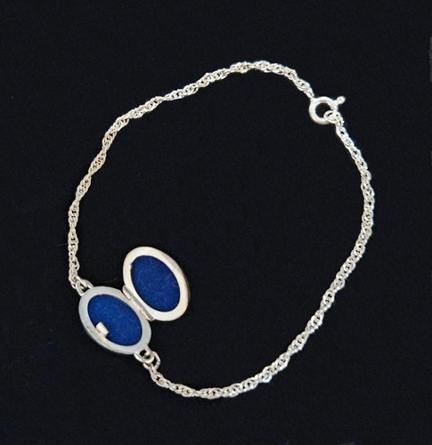 Vintage silver locket bracelet - silver,