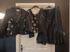 Gold By Michael H. Ladies 3