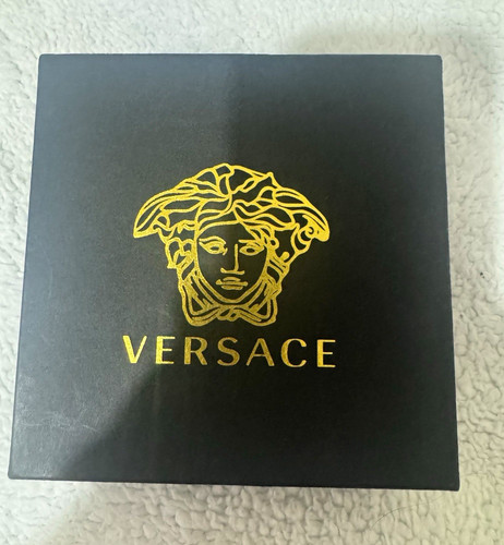 Versace medusa logo square - medusa,