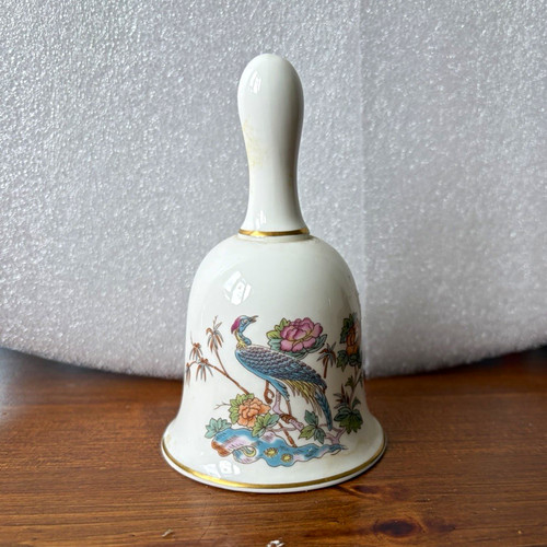 Wedgwood kutani crane - kutani, bone