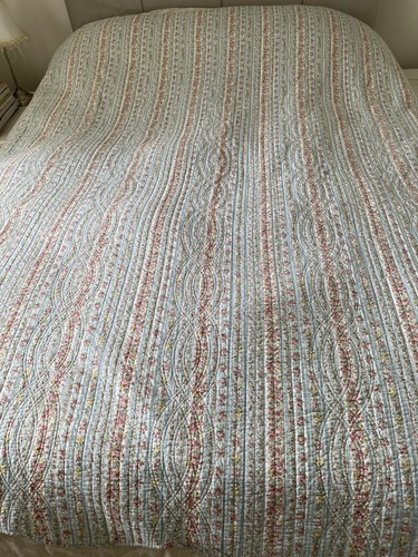 Laura ashley trailing - laura,
