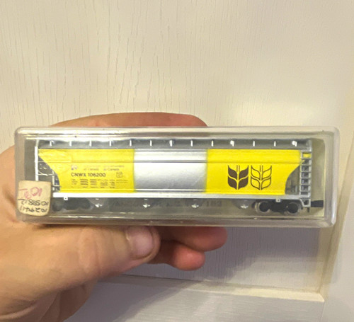 Intermountain gauge hopper - intermountain, n