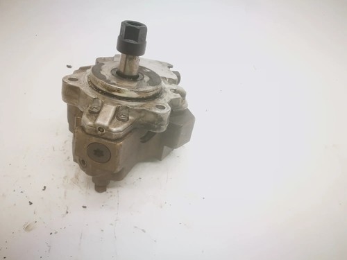 Bmw fuel pump - (e60),