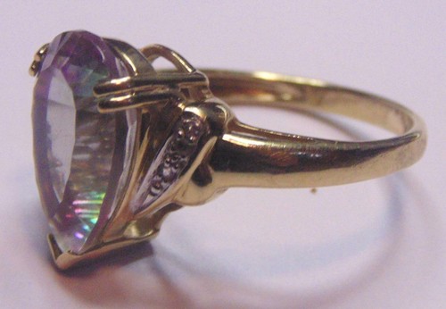 Ladies carat gold gemstone - gold,