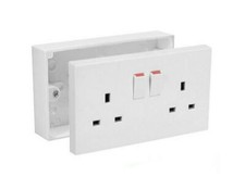 White 2 Gang Twin Double 13 Amp Wall Socket + 25mm Surface Pattress Back Box 13A
