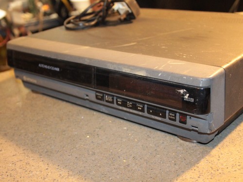 Hitachi m920e vhs video - hitachi, uk