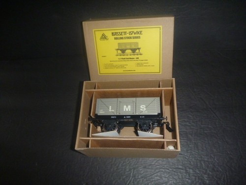 Bassett lowke plank coal - bassett-lowke,