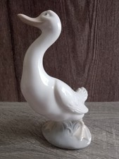 NAO CHEERFUL DUCK! SLIGHTLY