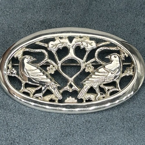 Vintage malcolm grey brooch - grey,