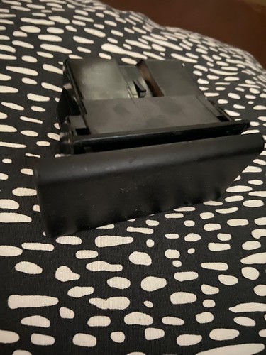 Ford mondeo mk2 ashtray - ford,