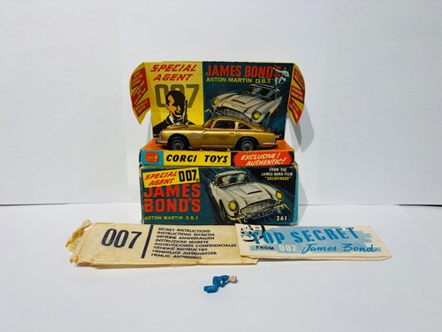 Corgi toys 261 james - corgi,