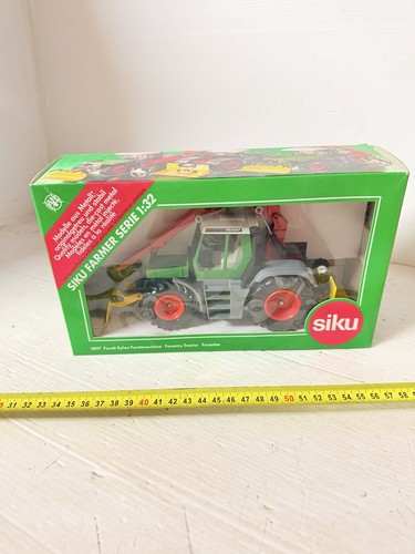 Siku farmer 3857 - siku, forestry
