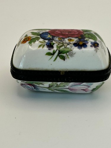 Vintage ceramic small round - small,