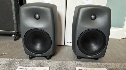 Genelec 8050b powered - 8",
