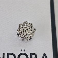 Pandora Petals of Love Heart