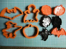 LOT OF HALLOWEEN COOKIE BISCUIT PASTRY CUTTERS UNUSED