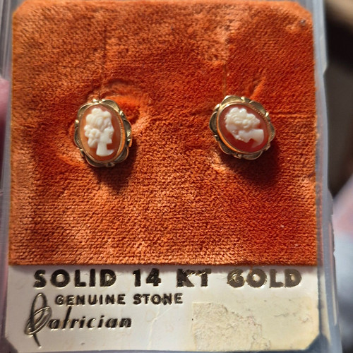 Vinta14k yellow gold - yellow,