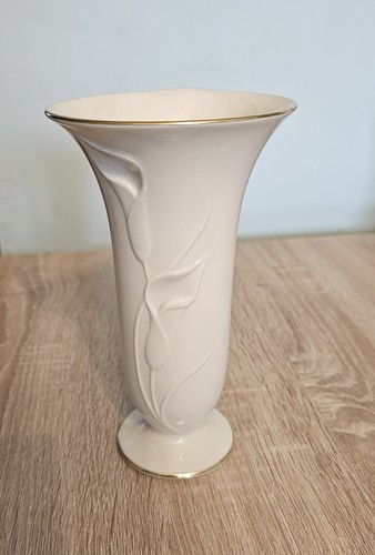 Lenox lilies beauty ivory - lilies,