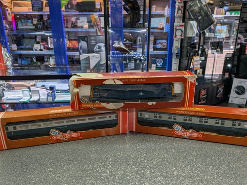 Hornby trains carriage - x, trains/carriage