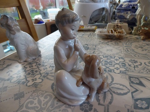 Attractive lladro little boy - attractive,