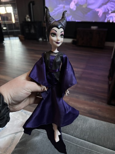 Disney descendants maleficent - disney,