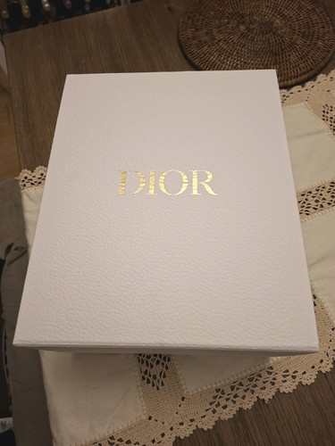 Dior gift box 27cm - box, x