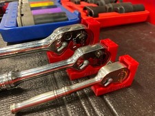 Magnetic ratchet holder - ratchet,