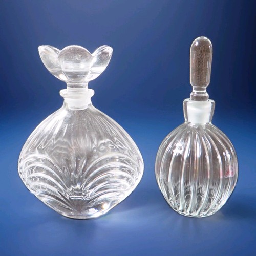 Pretty vintage blown glass - 2,