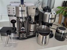 Delonghi EC860.M Espresso Coffee Machine & KG521.M Dedica Pro Grinder - RRP £800