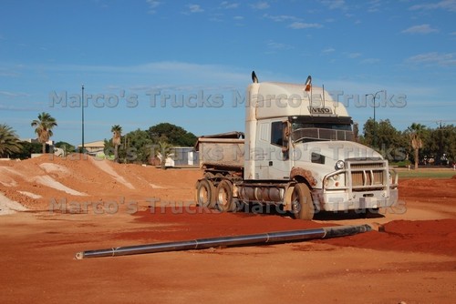 Truck photo iveco tipper - photo,