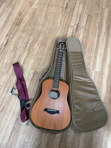 Baby taylor acoustic - baby,
