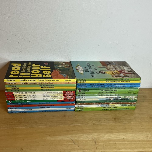 Ladybird book bundle 30 - book, x