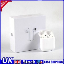 Apple Earphones 2nd Generation Pods w/Wireless Charging Case - Complete set UK-