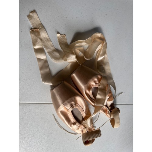 Gaynor minden pink satin - gaynor,