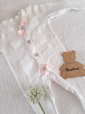 Newborn tiny baby girl - 💕,