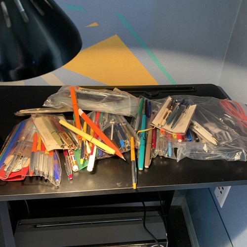 Vintage pens ballpoint lot - pens,