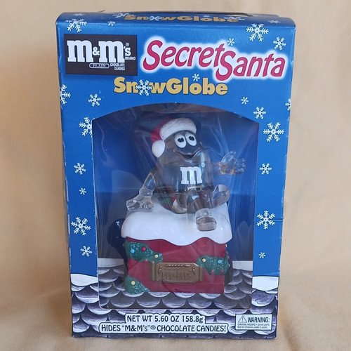 Secret santa snow - m&m's,