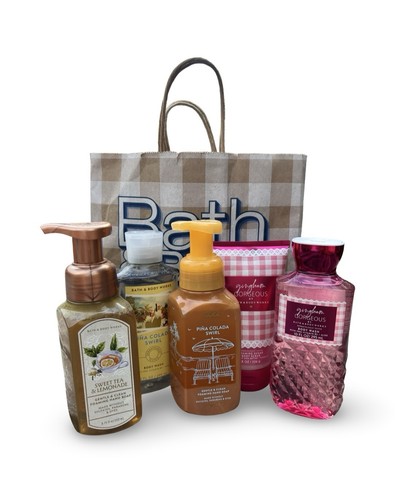 Bath and body works - bath,