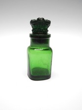 19th C. Victorian Emerald Glass Perfume/ Smelling Salts Bottle Crown Stopper
