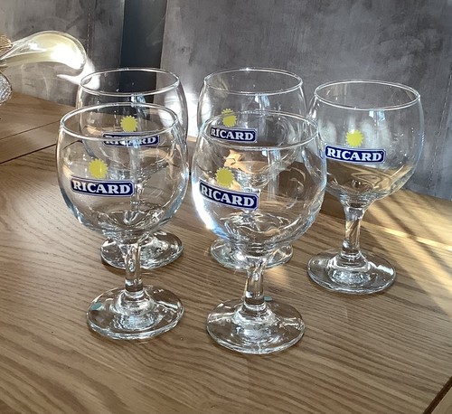 Ricards style glasses - x, 5