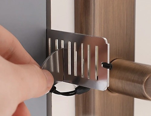 Portable door lock - lock, hardware