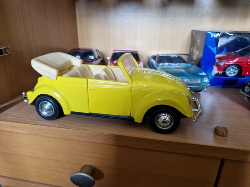 Plastic volkswagen yellow - plastic,