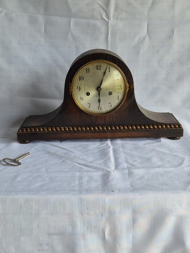 Mantel clock vintage old oak - old,