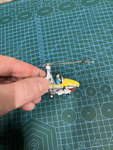 Corgi james bond gyrocopter - corgi,