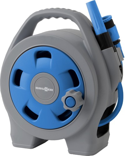 Compact retractable water - compact, fill