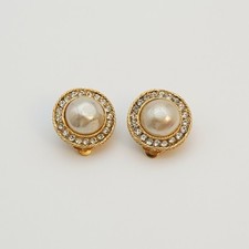 Chanel Gold plated Faux Pearl